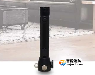 多功能應急手電